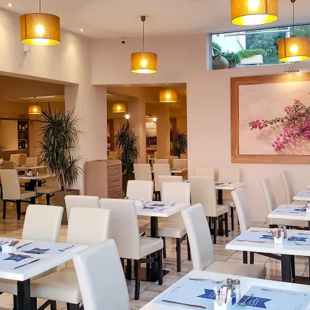 Yannis Corfu Hotel 3*