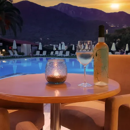 Yannis Corfu Hotel Ypsos